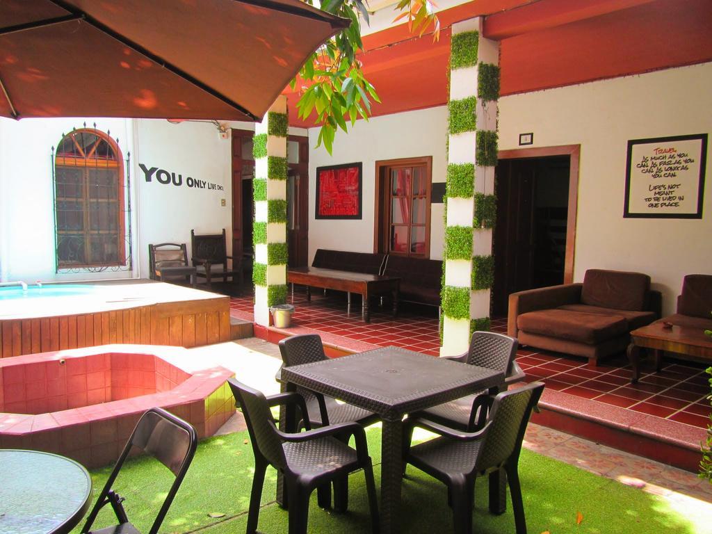 Capsule Hostel Guatemala Exterior foto